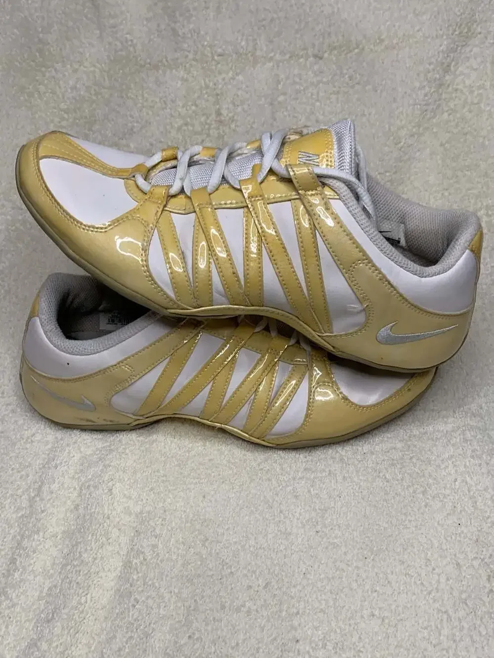 Women’s Nike Cheer Flash Cheerleading Sneakers, Size 9.5